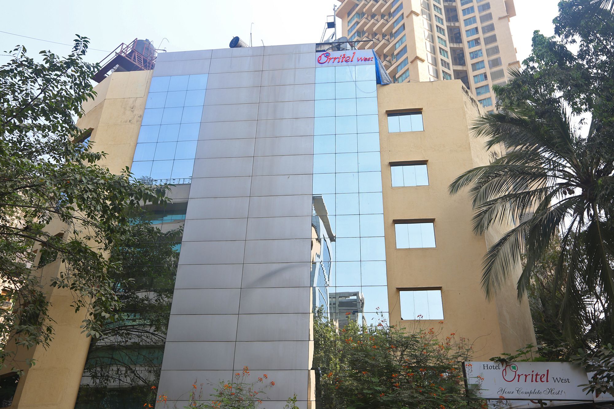 Hotel Orritel West Мумбай Екстериор снимка